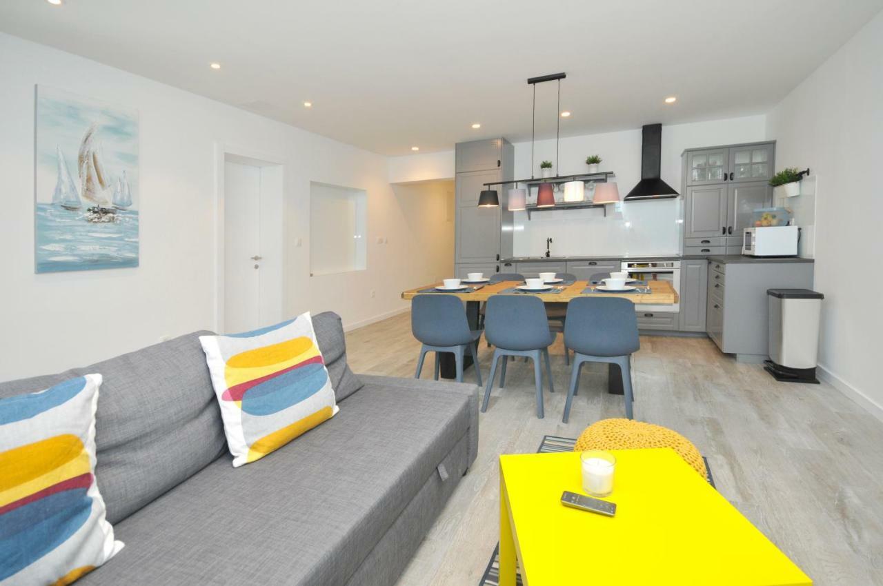 Apartmani Olive Trogir Exteriör bild