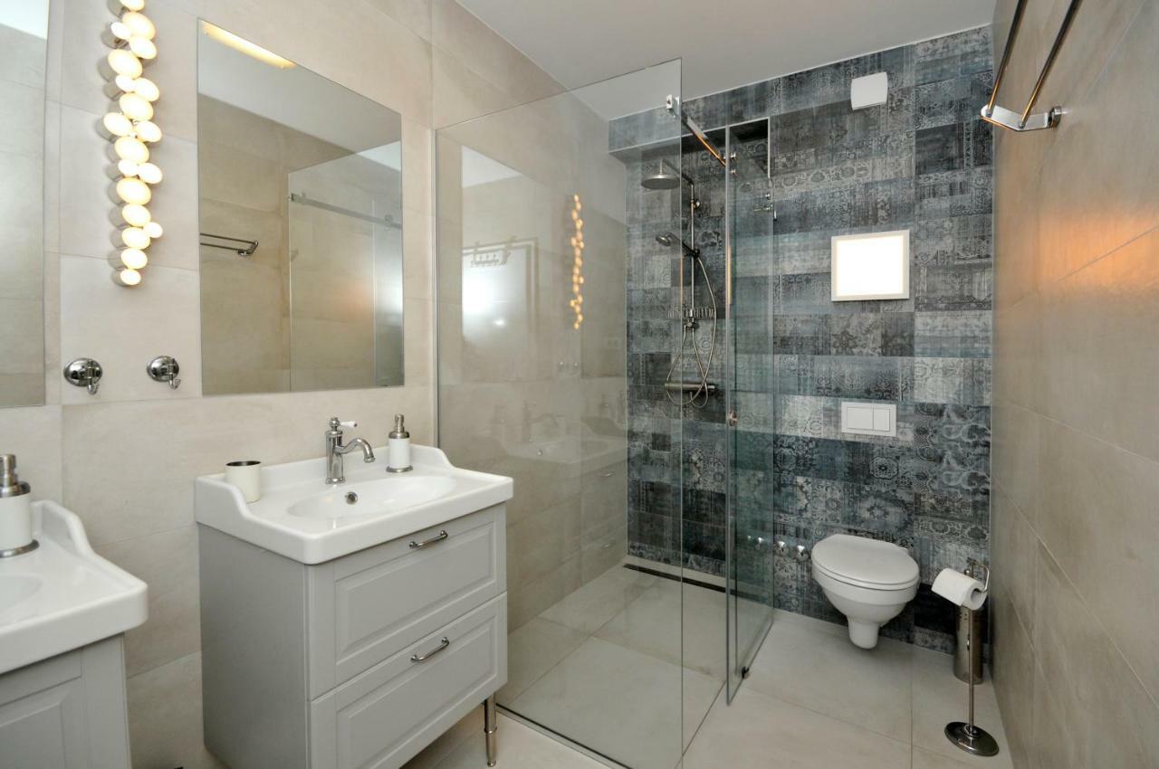 Apartmani Olive Trogir Exteriör bild