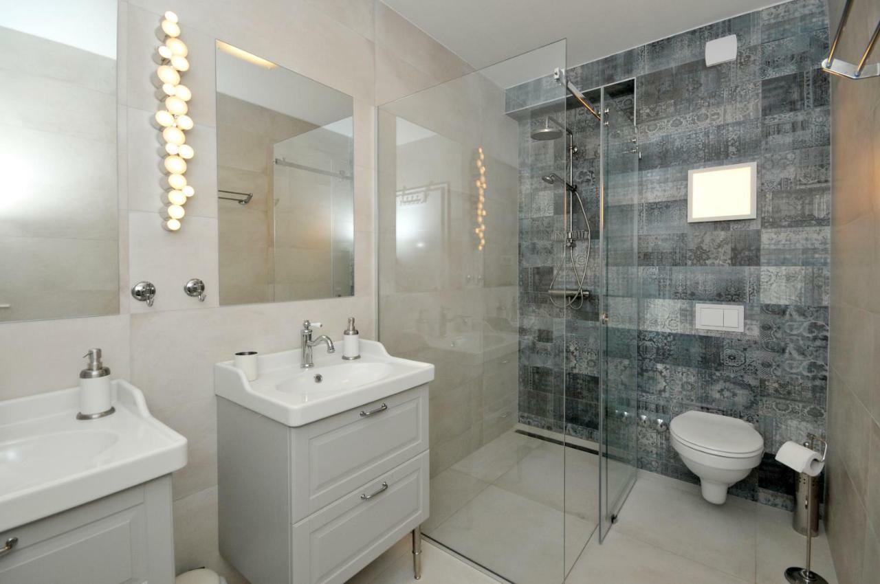 Apartmani Olive Trogir Exteriör bild