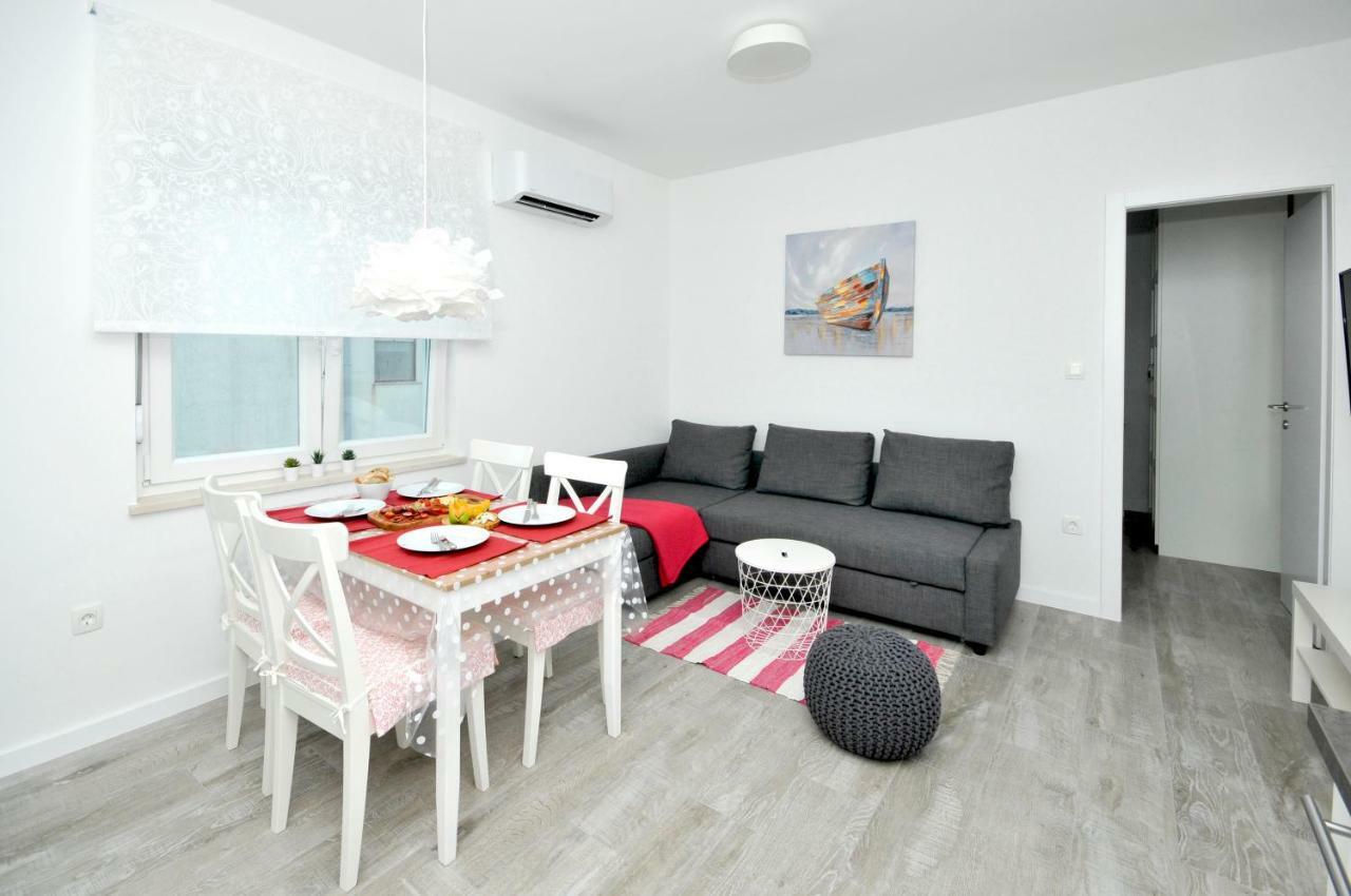 Apartmani Olive Trogir Exteriör bild
