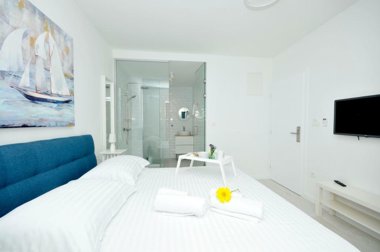 Apartmani Olive Trogir Exteriör bild